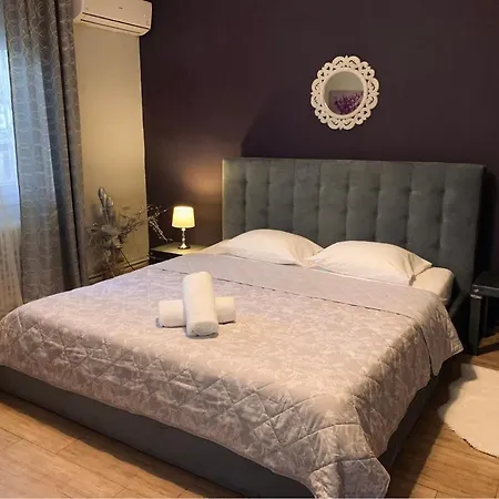 Oasis Luxury Detached House In With Hydromassage Thessaloniki