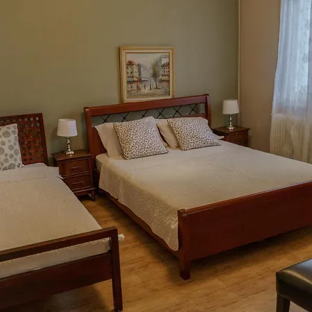 Apartment Oasis Luxury Detached House In With Hydromassage