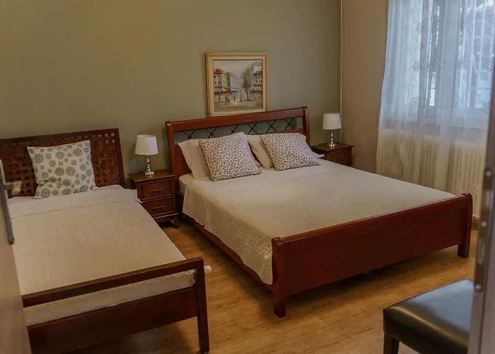 Apartment Oasis Luxury Detached House In With Hydromassage