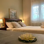 Oasis Luxury Detached House In With Hydromassage شقة *