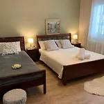 Oasis Luxury Detached House In With Hydromassage شقة *
