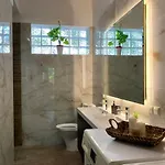 شقة Oasis Luxury Detached House In With Hydromassage سالونيك