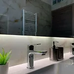 شقة Oasis Luxury Detached House In With Hydromassage *