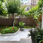 Apartament Oasis Luxury Detached House In With Hydromassage Salonic