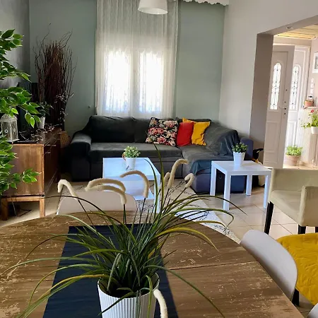 アパート Oasis Luxury Detached House In With Hydromassage テッサロニキ